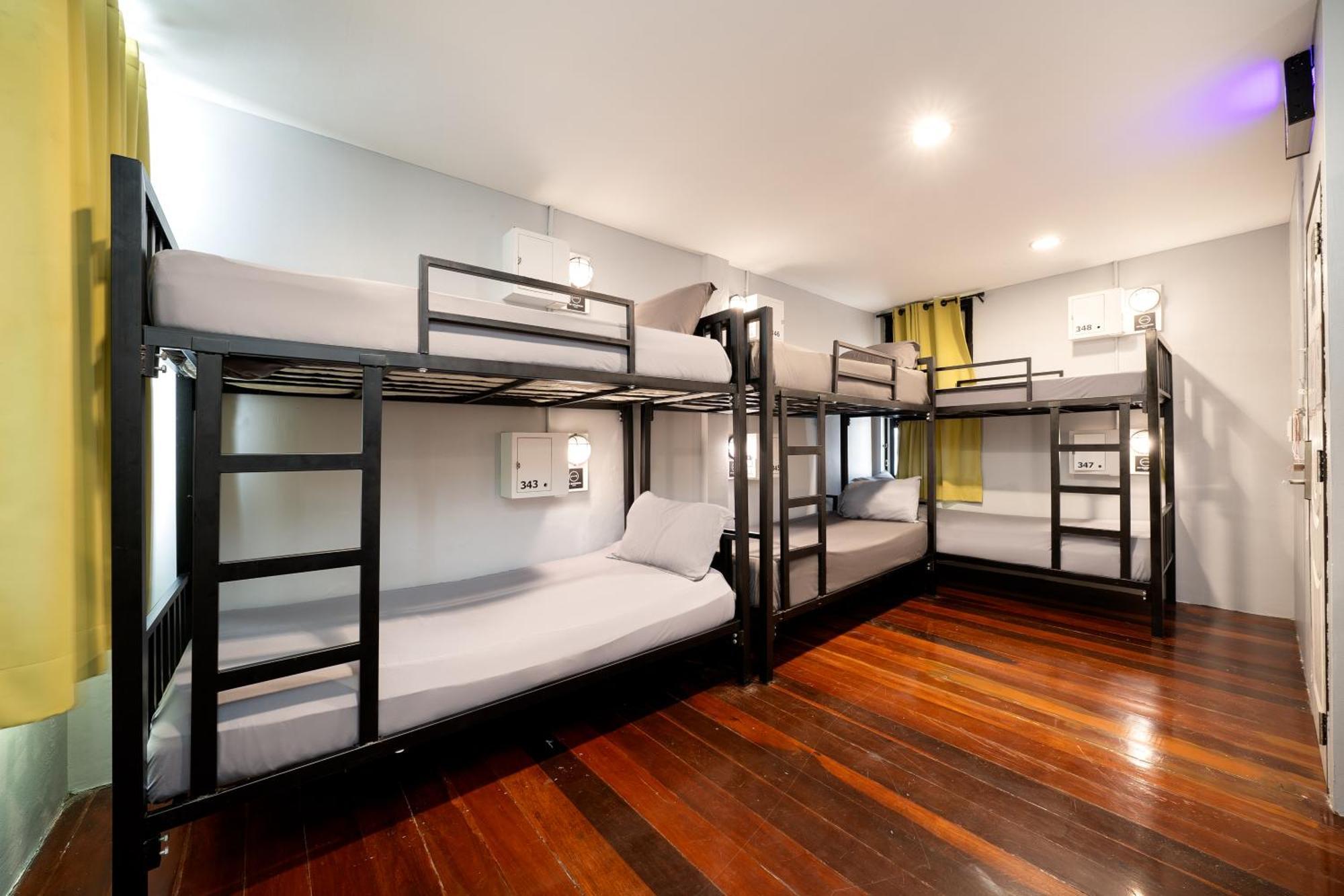 Oh Hostels - Bangkok Luaran gambar